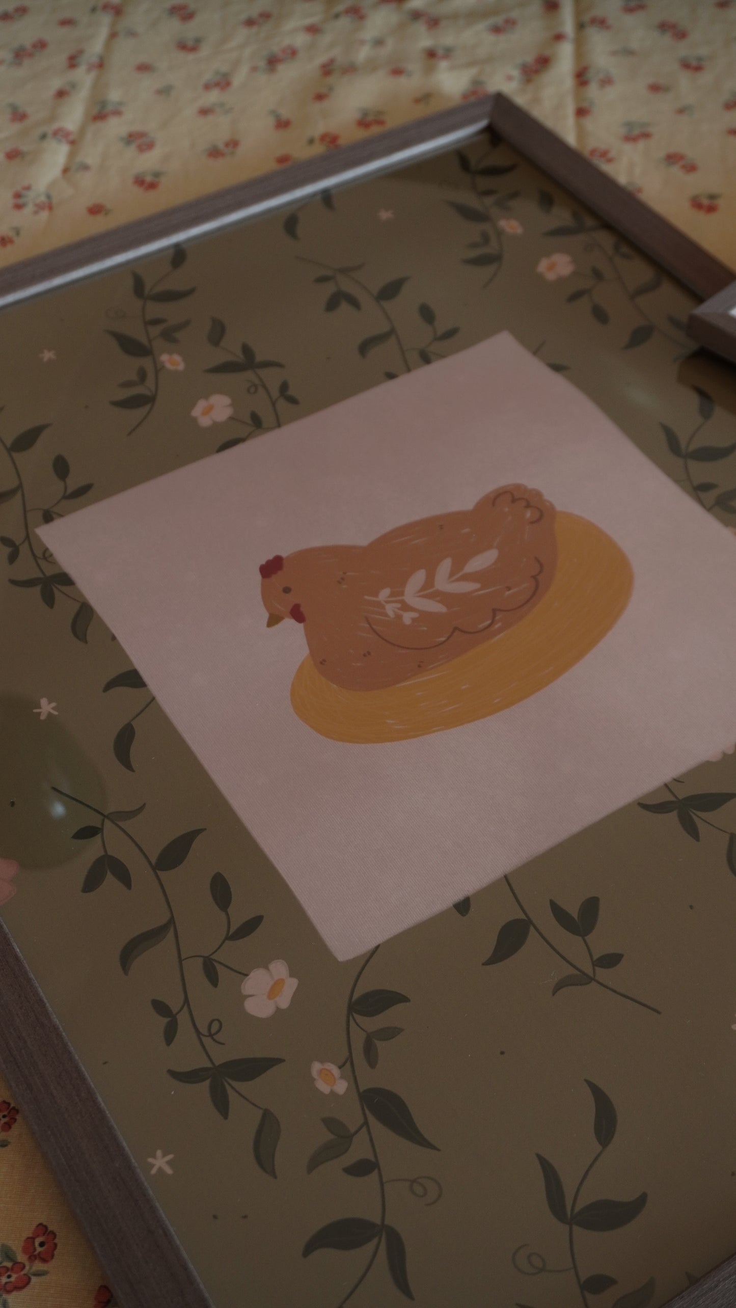 Lámina gallina primavera a5 y 30x40